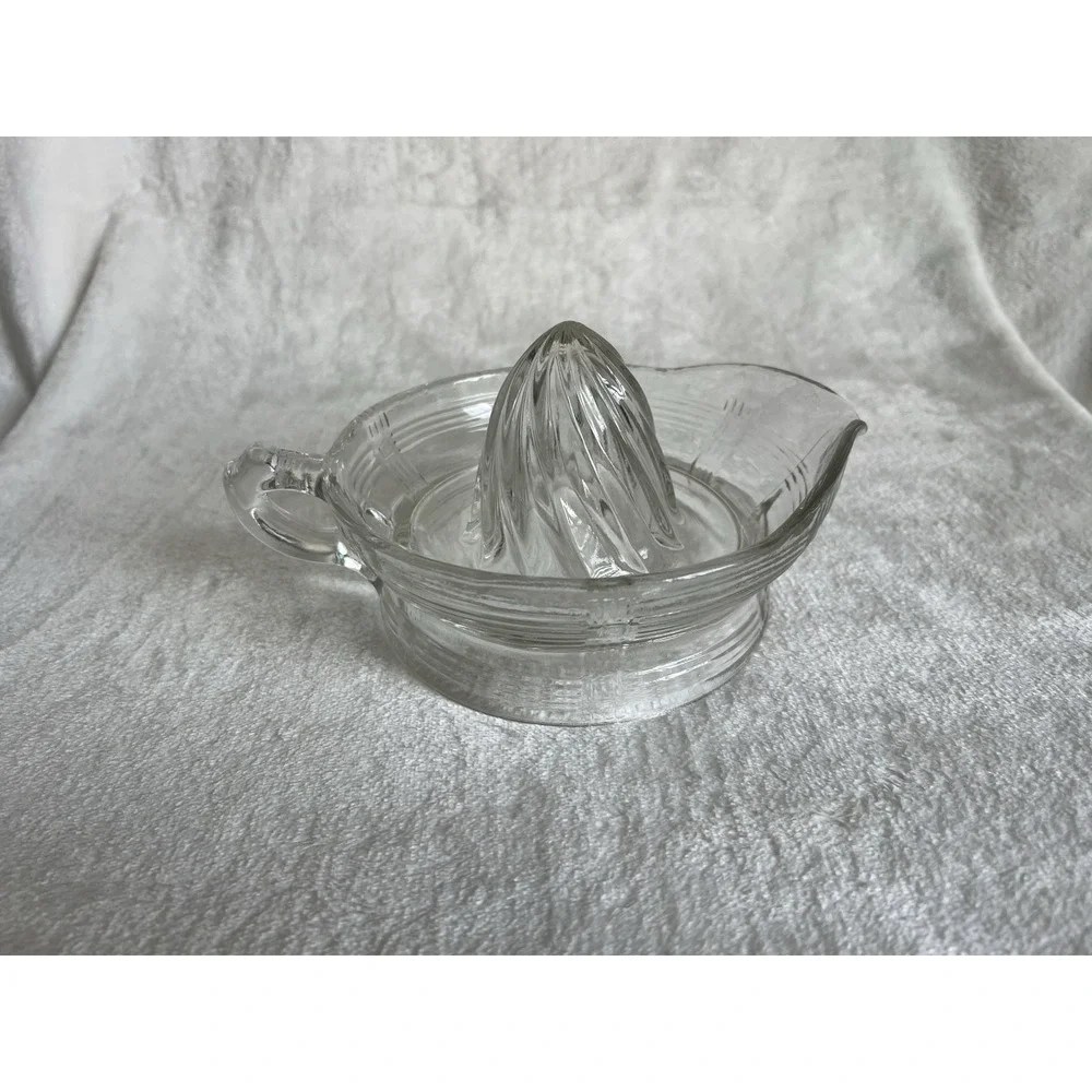 VTG Depression ‎ Glass Hazel Atlas Criss Cross Pattern Clear  Citrus Reamer  6
